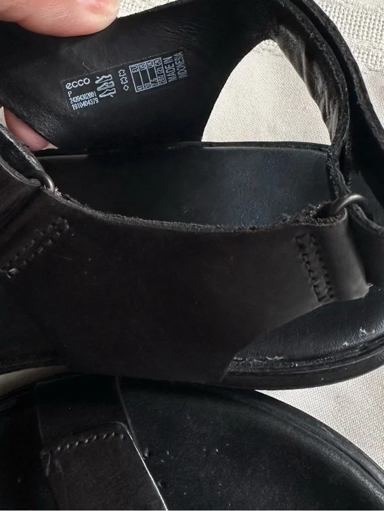Ecco Black Triple-Strap Leather Sandals - Picture 8 of 12